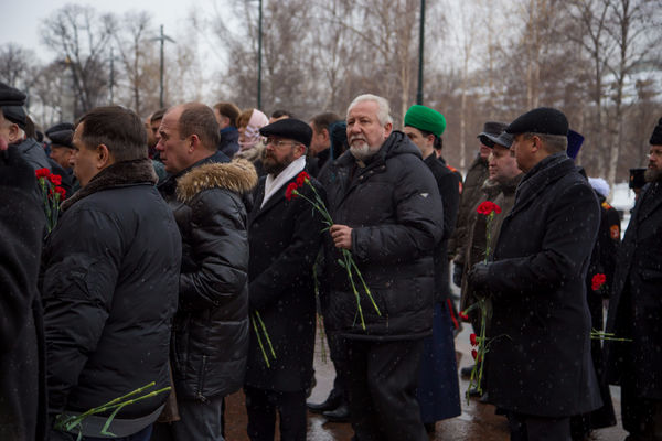 Представители РОСХВЕ приняли участие в возложении цветов в честь годовщины контрнаступления советских войск под Москвой